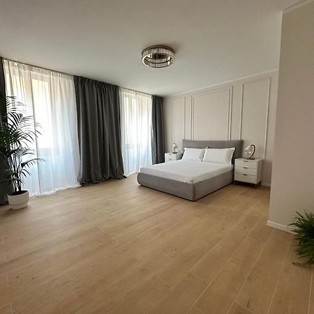 Luna Luxury Suite Bergamo Bagian luar foto