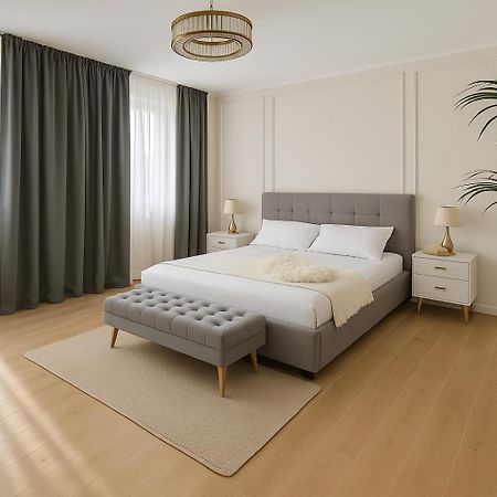 Luna Luxury Suite Bergamo Bagian luar foto