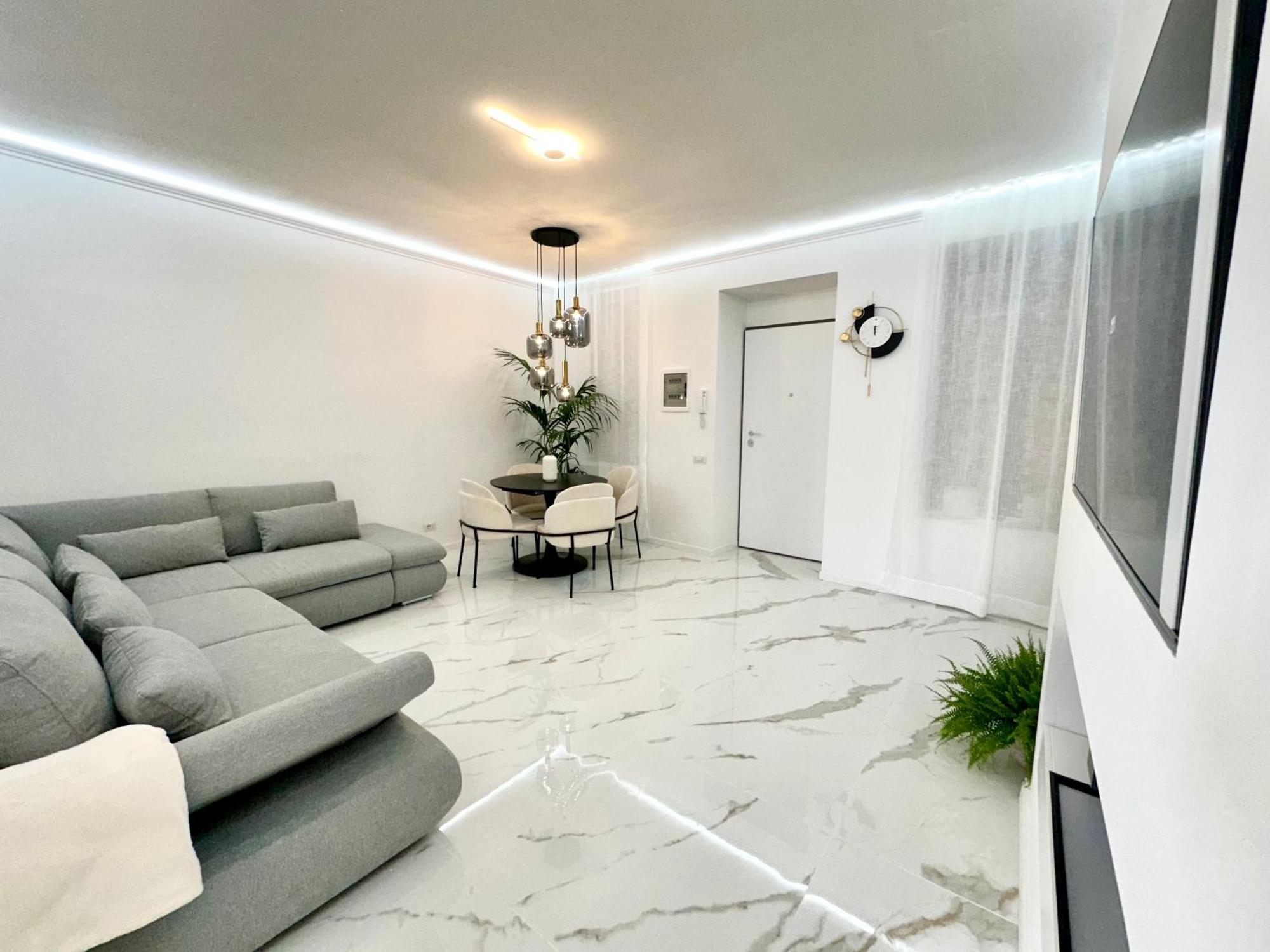 Luna Luxury Suite Bergamo Bagian luar foto